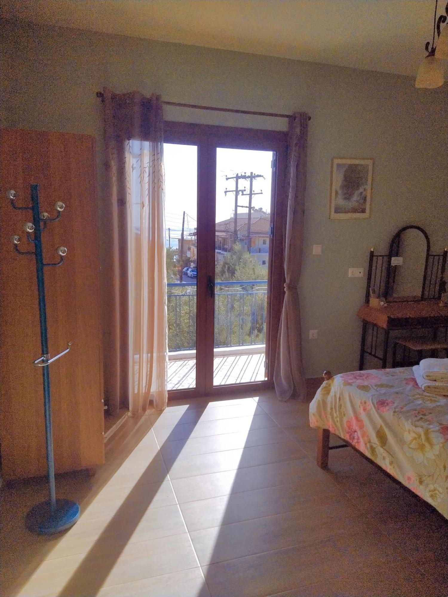 Appartamento Eirini House Leonídion Esterno foto
